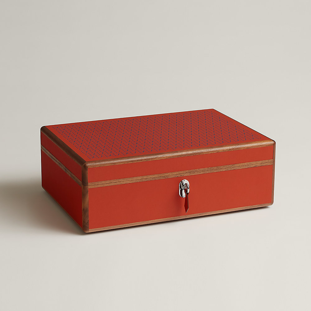 Amalthee H Rond watch and jewelry box, large model | Hermès